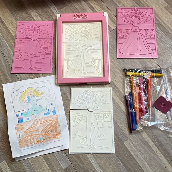 Mattel Toys Barbie Doll Vintage Hot Pink Rub And Color No 550